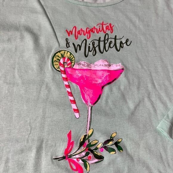Kiwi Fresh Christmas Margaritas and Mistletoe Top-Size Medium Petite - Picture 5 of 5